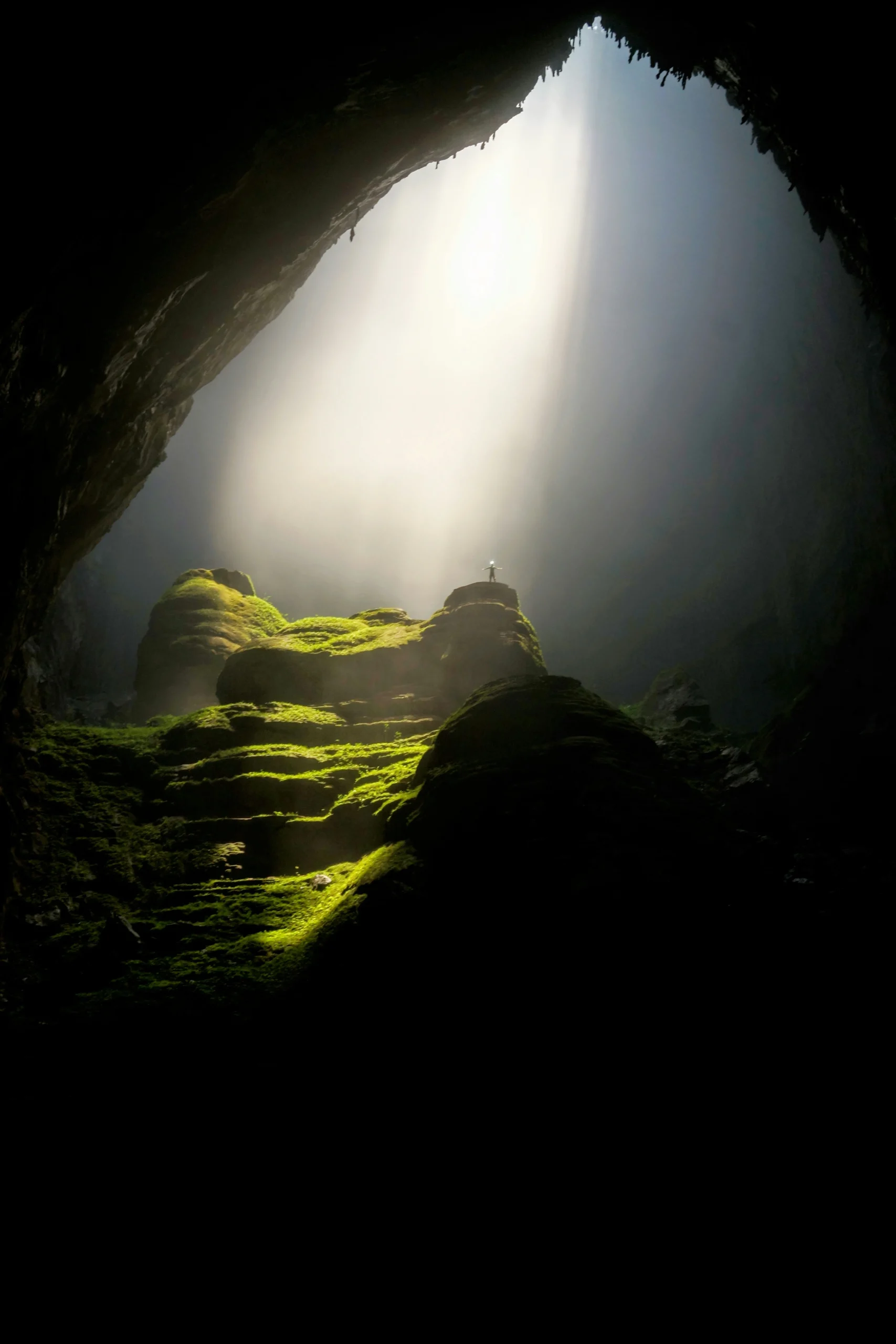 QUANG BINH – THE KINGDOM OF CAVES & TOP ADVENTURE DESTINATION FOR INTERNATIONAL TRAVELERS